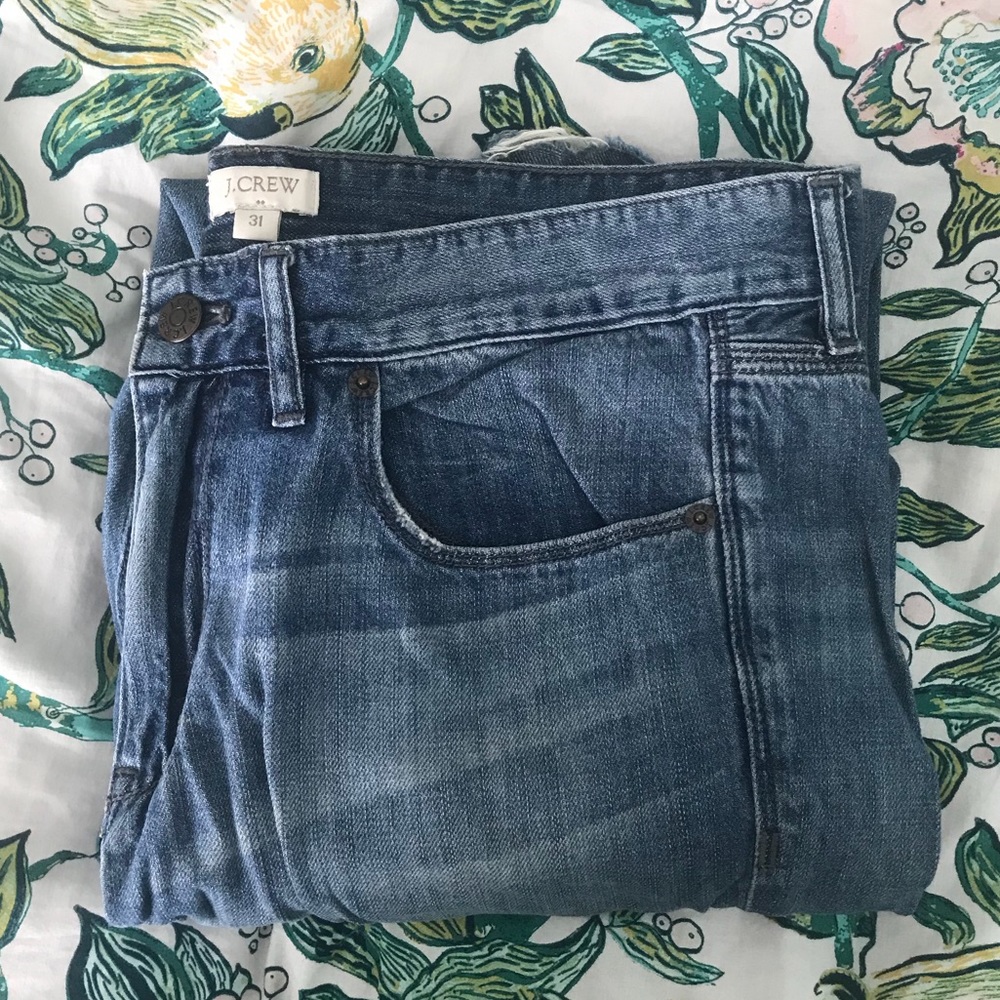 J.Crew size 31 light wash boyfriend cropped jeans